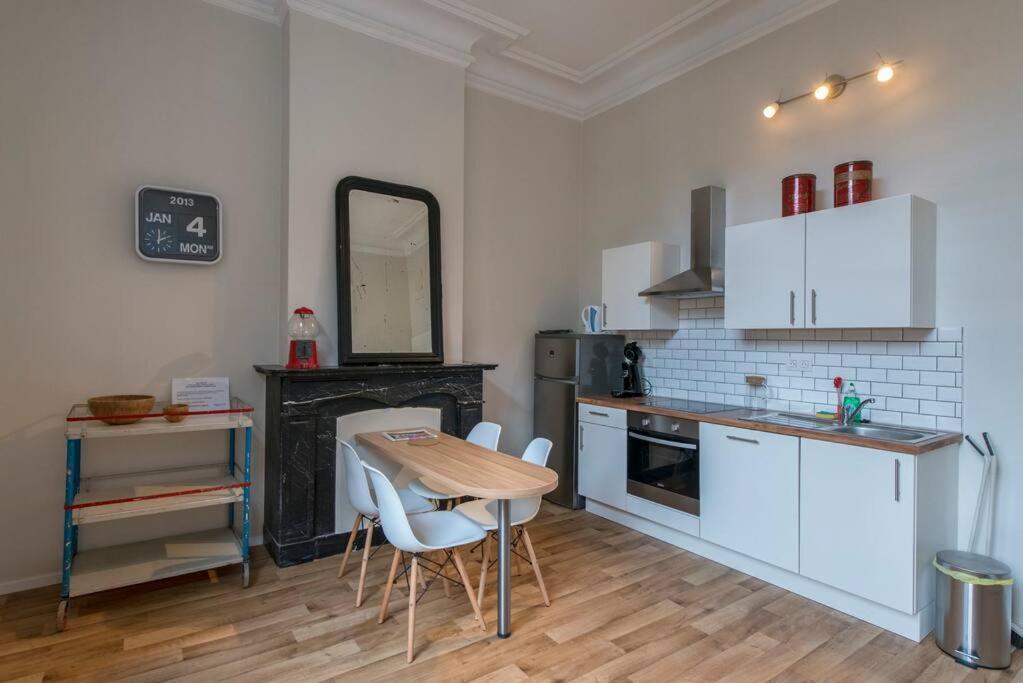 Joli Appartement 2 Chambres A Liège Dış mekan fotoğraf